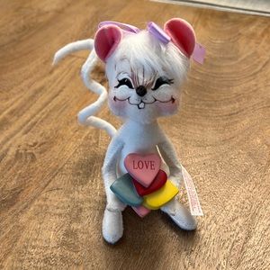 Annalee Valentine Cutie